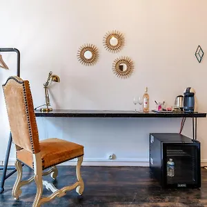 Le Panier Enchanté - Suites&loft - Terrasse Et Patio Au Dessus Du Vieux Port Appartement Marseille